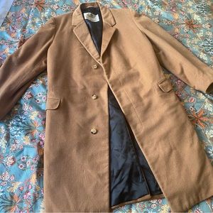 Beautiful Aquascutum London jacket